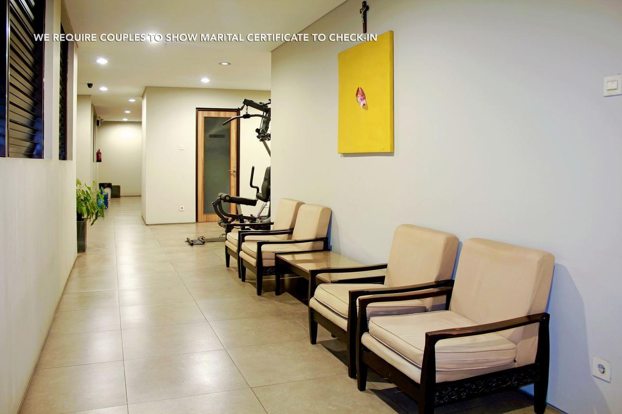 Zen Rooms Permata Karawaci Syariah Tangerang Exterior photo
